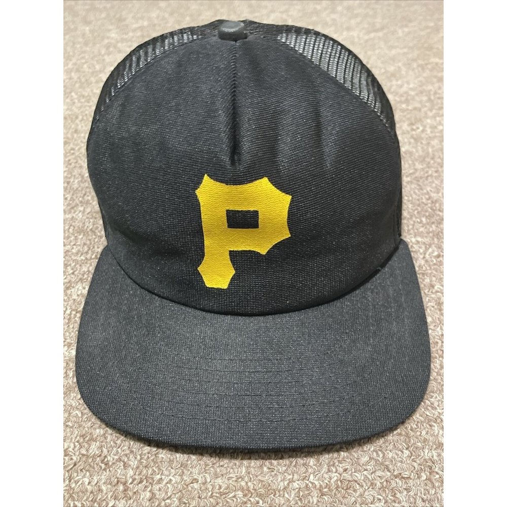 Vintage 80s Pittsburgh Pirates MLB Mesh Foam Snapback Trucker Hat Cap USA